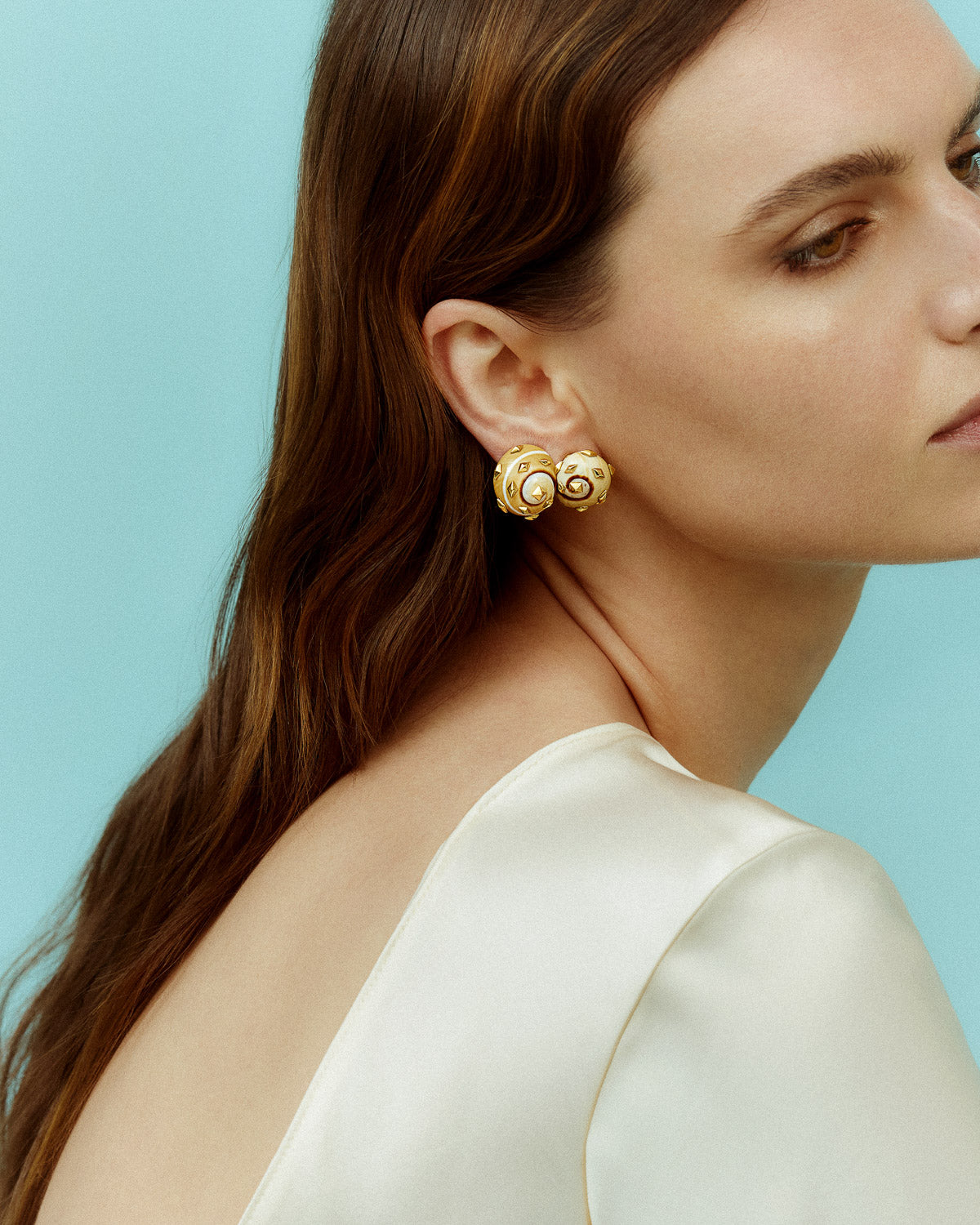 Beige Polymita shell earrings